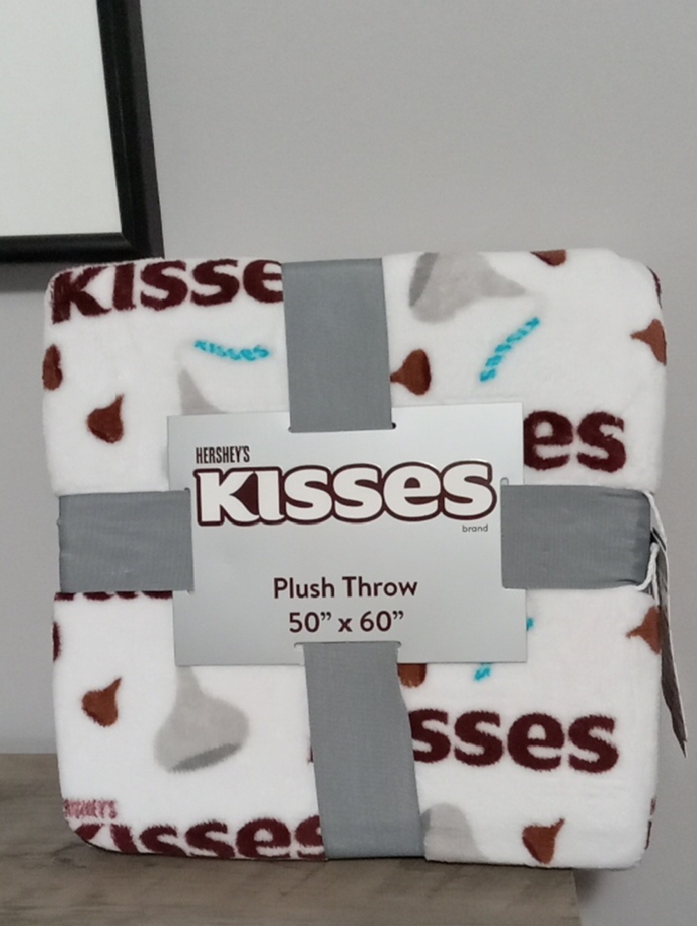 Hershey Kisses Plush Throw